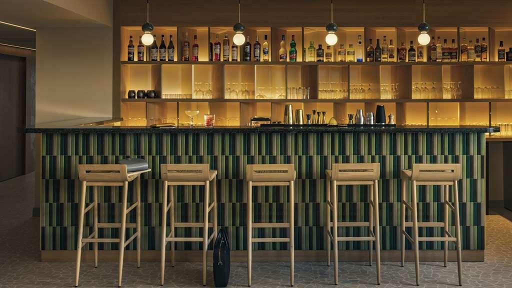 Okko Hotels Nice Aeroport Restoran gambar